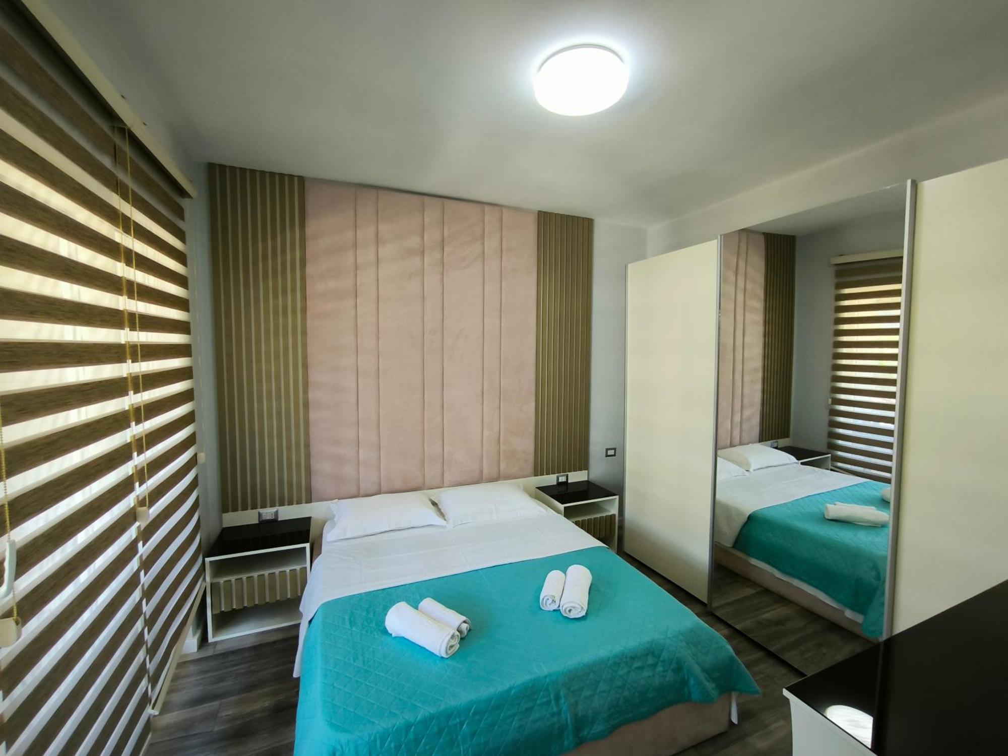 Artemis Beach House Vlorë Esterno foto