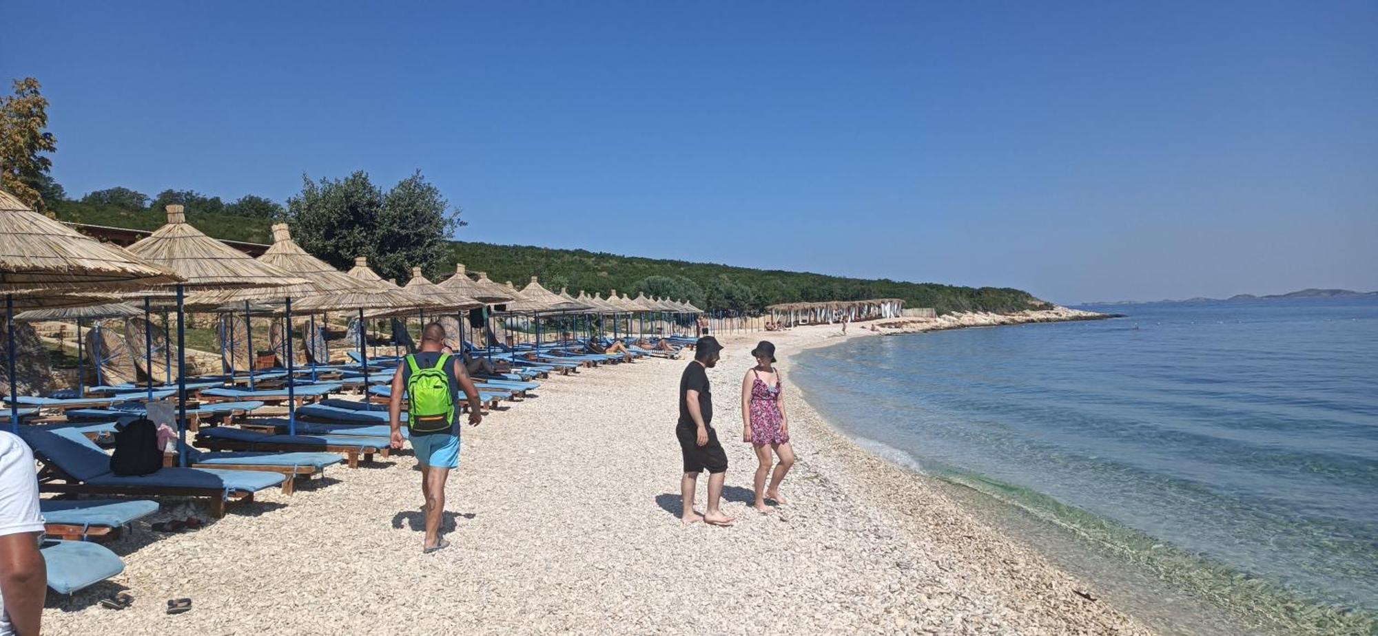 Artemis Beach House Vlorë Esterno foto