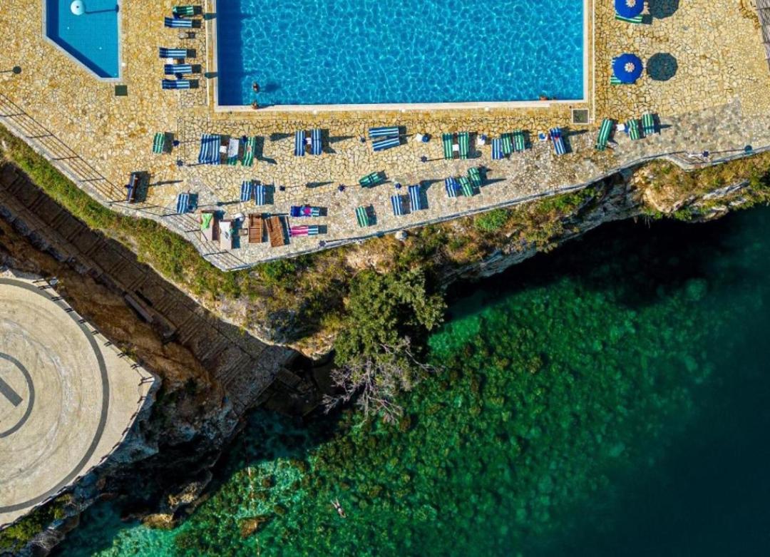 Artemis Beach House Vlorë Esterno foto
