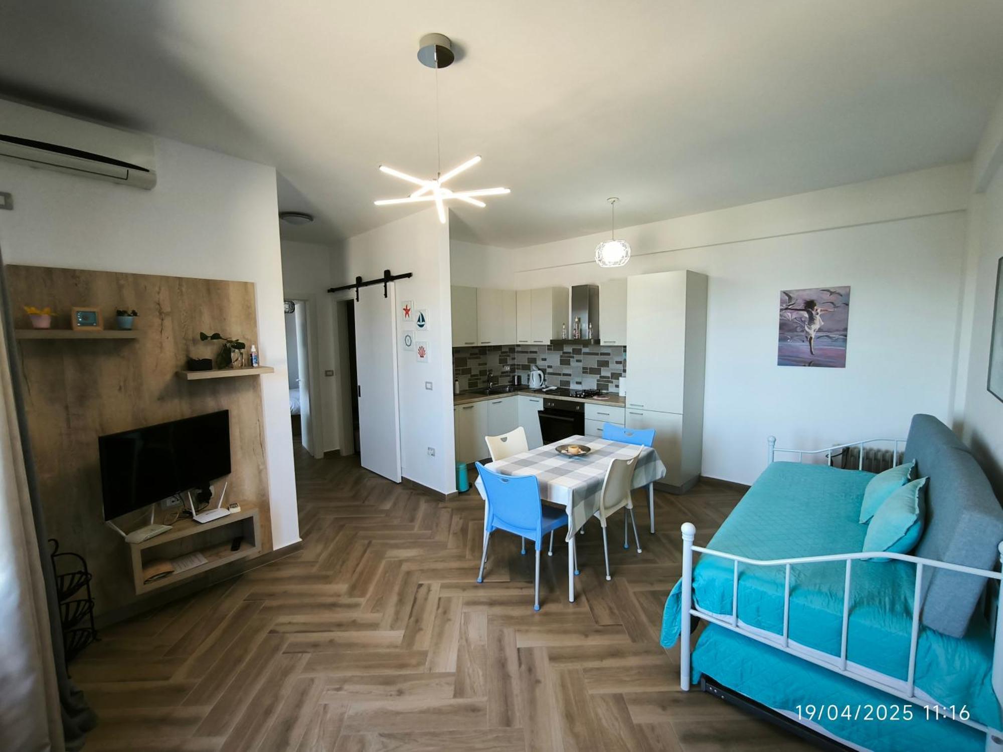 Artemis Beach House Vlorë Esterno foto