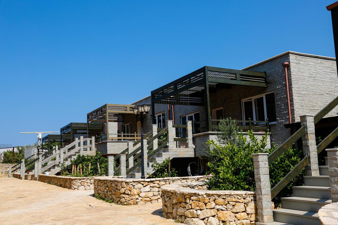 Artemis Beach House Vlorë Esterno foto